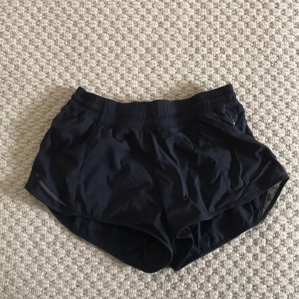 black hotty hot shorts